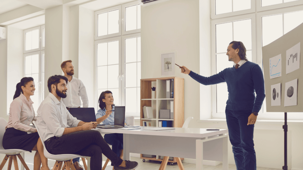 Como Identificar e Corrigir Pontos Fracos na Sua Equipe de Vendas